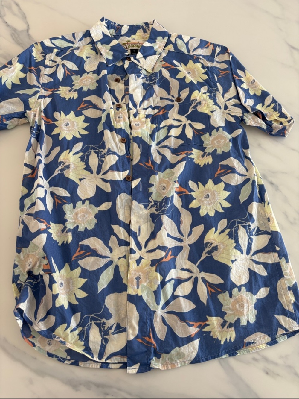 Patagonia Blue White Floral Button-Up Shirt men’s small